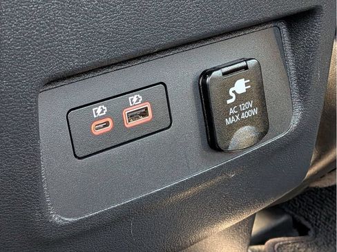 Used 2022 Nissan Frontier PRO-4X w/ Pro-4X Premium Package AWD/4WD image 20
