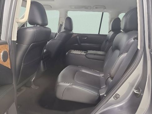 Used 2021 Nissan Armada SL w/ Captain's Chairs Package AWD/4WD image 19