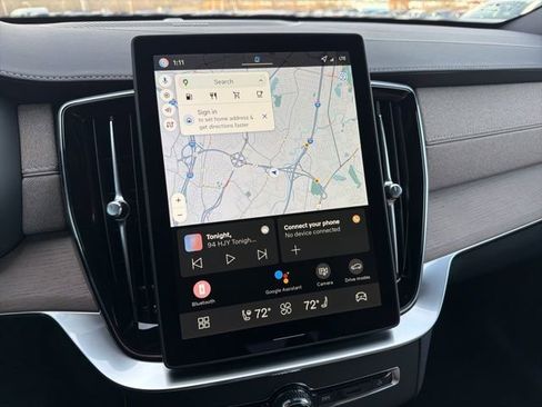 New 2026 Volvo XC90 B6 Plus w/ Protection Package Premier image 16