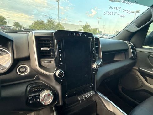 Used 2021 RAM 1500 Lone Star AWD/4WD image 18