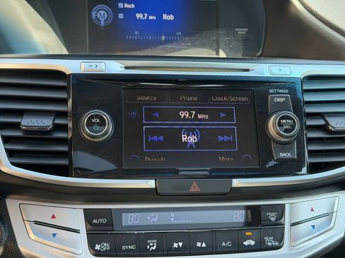 Used 2013 Honda Accord EX image 39