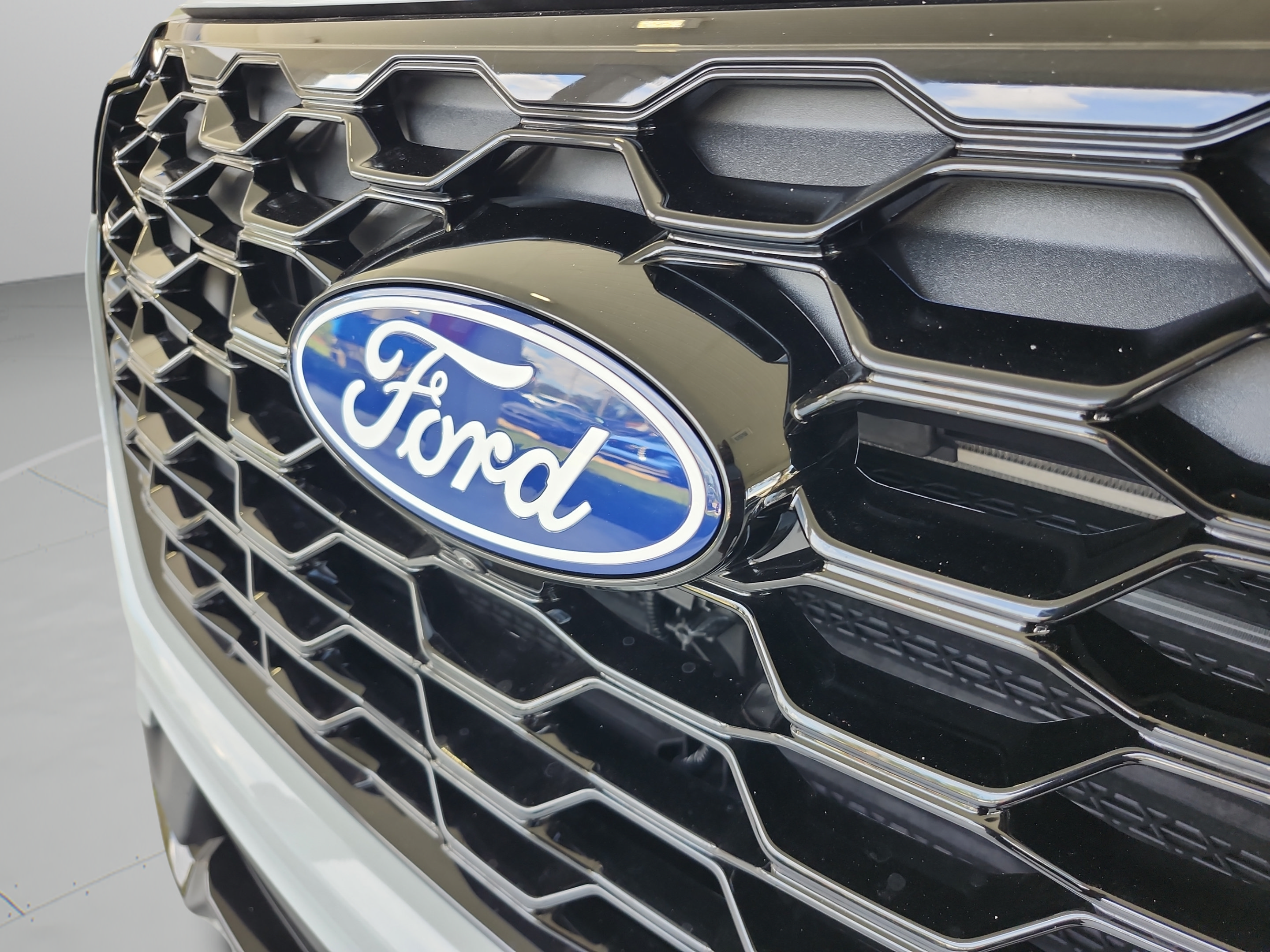New 2027 Ford Explorer ST-Line RWD image 28