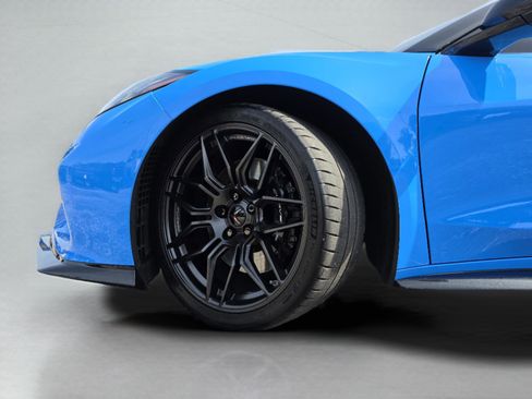 Used 2023 Chevrolet Corvette Z06 RWD image 40