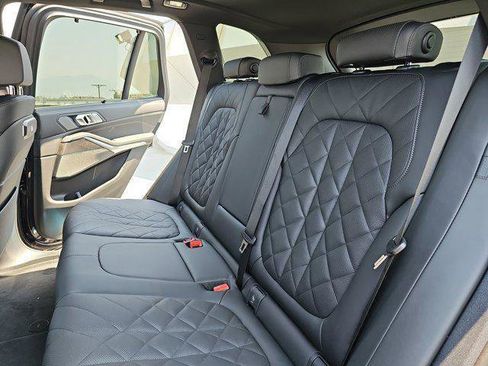 New 2026 BMW X5 sDrive40i image 16