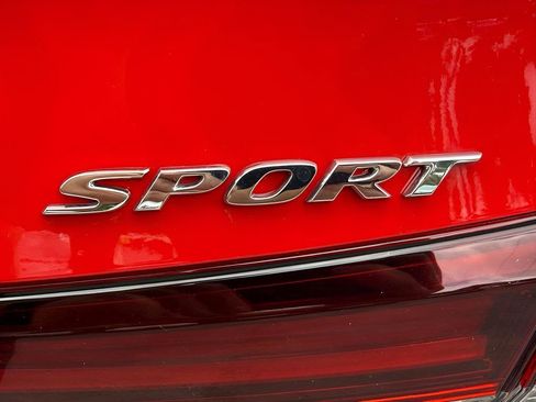 Certified 2025 Honda Civic Sport image 37