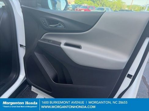 Used 2022 Chevrolet Equinox LS w/ LS Convenience Package FWD image 35