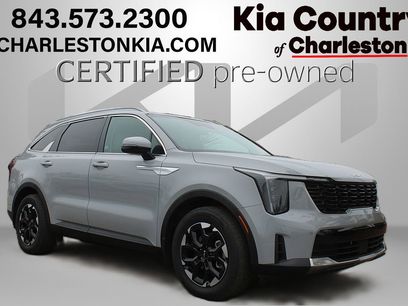 Certified 2025 Kia Sorento S w/ Panoramic Sunroof Package