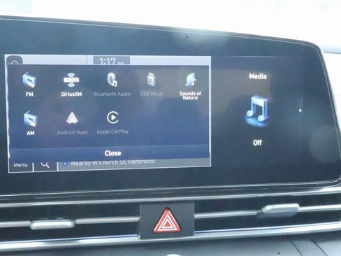 New 2025 Hyundai Elantra SEL image 5