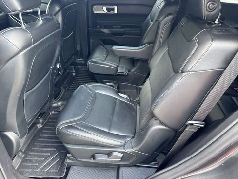 Used 2020 Ford Explorer ST image 20