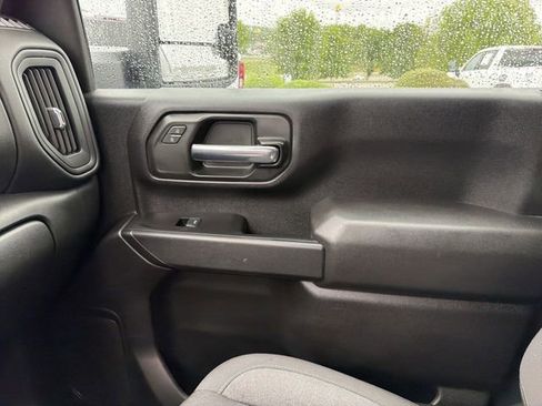 Used 2025 Chevrolet Silverado 2500 Custom w/ Custom Value Package AWD/4WD image 24