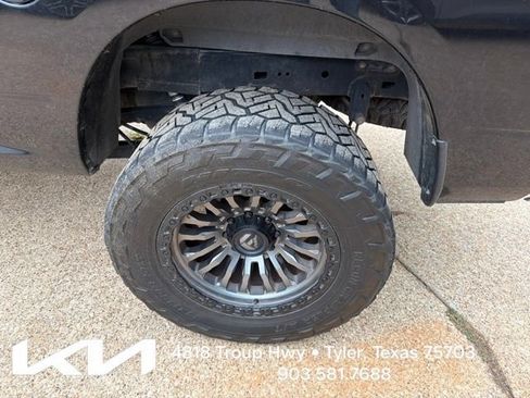 Used 2015 RAM 2500 Tradesman w/ Chrome Appearance Group AWD/4WD image 7