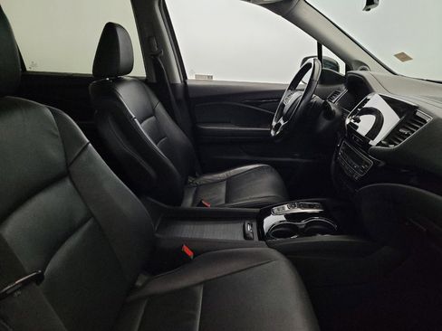 Used 2022 Honda Pilot Touring image 21