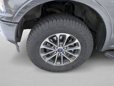 Used 2020 Ford F150 XLT w/ Equipment Group 302A Luxury image 10