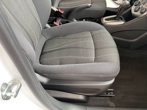 Used 2014 Chevrolet Sonic LT FWD image 31