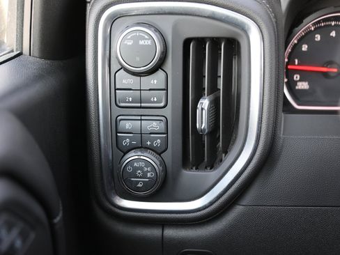 Used 2022 Chevrolet Silverado 1500 RST w/ LPO, Blackout Package image 35