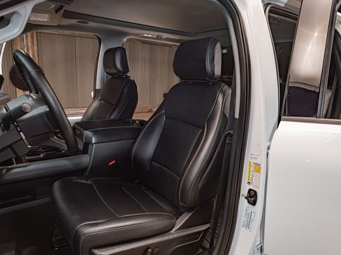Used 2025 Ford F250 Lariat w/ Lariat Ultimate Package AWD/4WD image 23