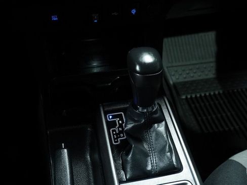 Certified 2022 Toyota Tacoma TRD Sport image 19