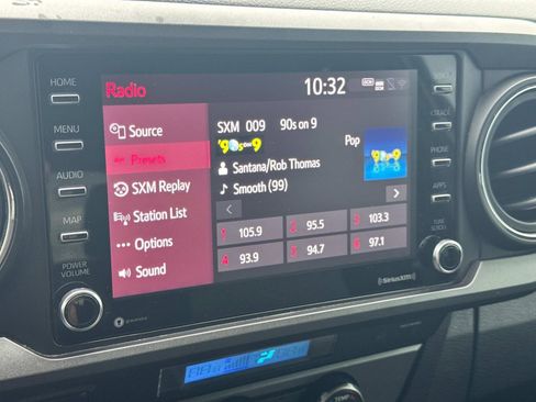 Used 2021 Toyota Tacoma TRD Off-Road w/ Technology Package image 31