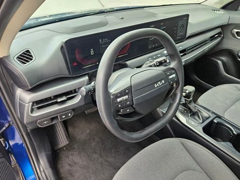 Used 2025 Kia K4 FWD image 10
