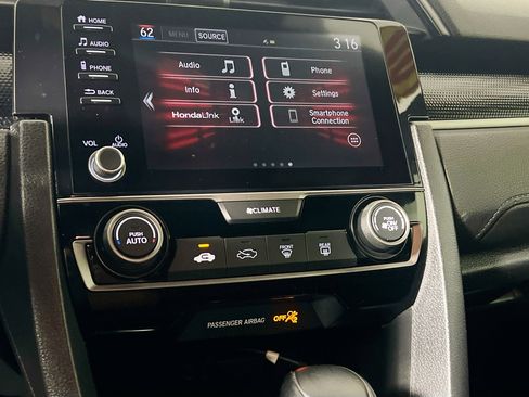 Used 2020 Honda Civic Sport image 26