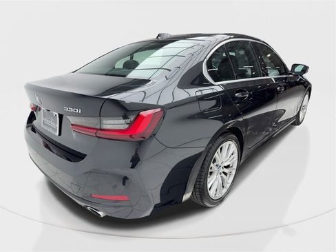 Used 2024 BMW 330i Sedan image 9
