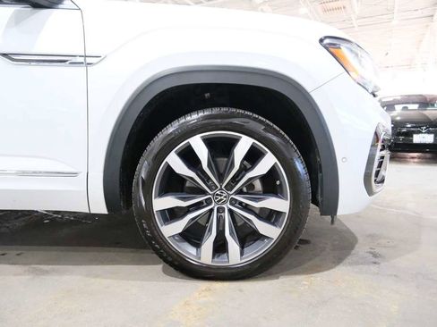 Used 2022 Volkswagen Atlas Cross Sport SEL Premium R-Line image 15