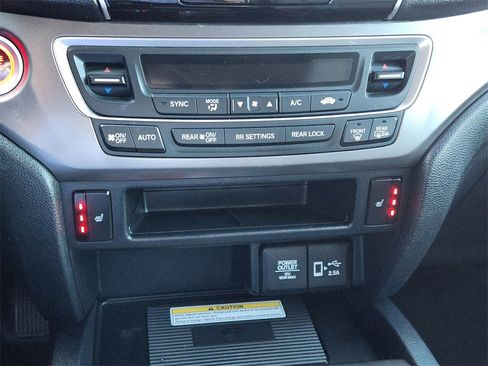 Used 2022 Honda Pilot Special Edition image 14