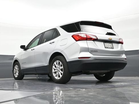 Used 2020 Chevrolet Equinox LS image 22