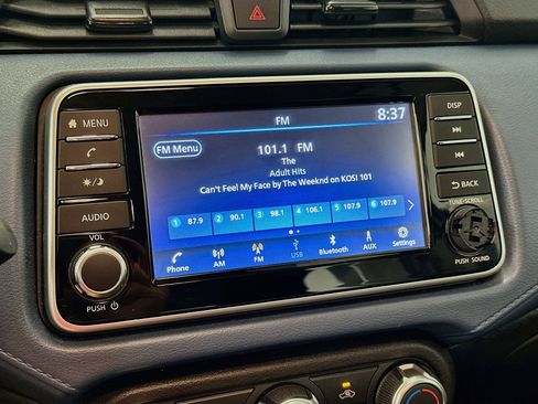 Used 2025 Nissan Versa SV FWD image 21