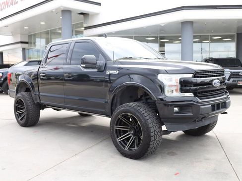 Used 2018 Ford F150 Lariat w/ Equipment Group 502A Luxury AWD/4WD image 8
