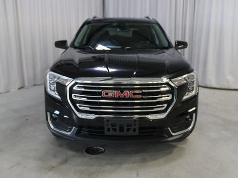 Used 2022 GMC Terrain SLT w/ GMC Pro Grade Package AWD/4WD image 28