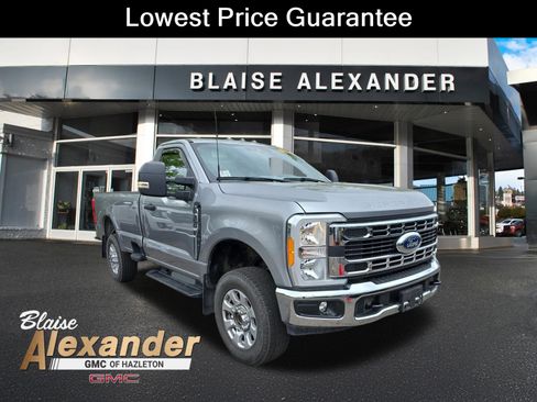 Used 2023 Ford F350 XLT w/ Snow Plow Prep Package AWD/4WD image 1
