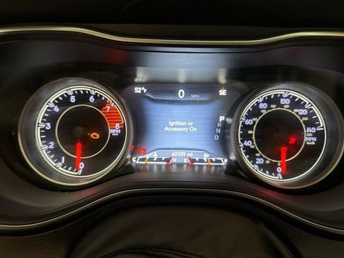 Used 2019 Jeep Cherokee Limited image 31