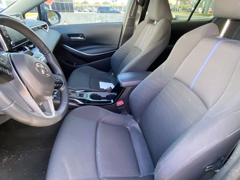 Used 2021 Toyota Corolla SE w/ SE Premium Package FWD image 6