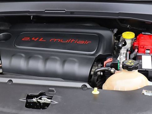 Used 2020 Jeep Compass Limited FWD image 57