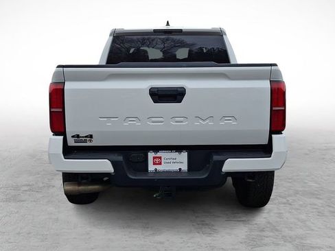Certified 2024 Toyota Tacoma TRD Off-Road image 5