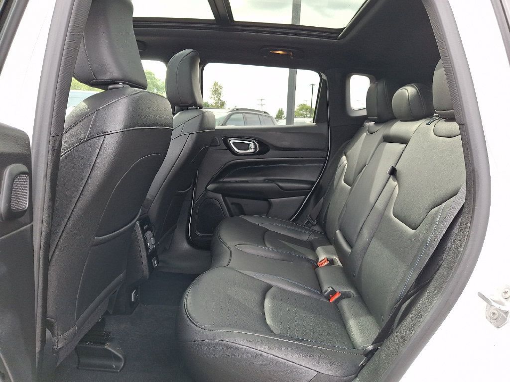 Certified 2025 Jeep Compass Limited w/ High Altitude Package AWD/4WD image 10