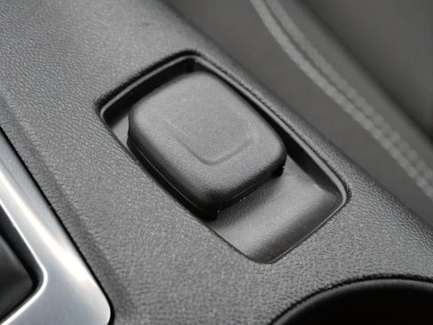 Used 2017 Chevrolet Camaro LT image 27