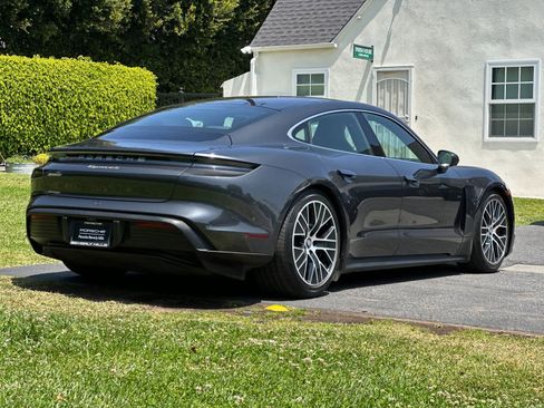 Certified 2020 Porsche Taycan 4S AWD/4WD image 8