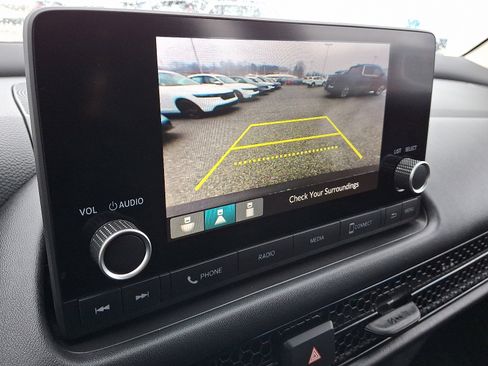 Certified 2023 Honda HR-V LX image 17