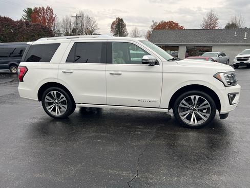 Used 2020 Ford Expedition Platinum image 4