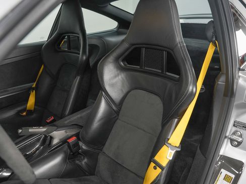 Used 2008 Porsche 911 GT2 RWD image 34