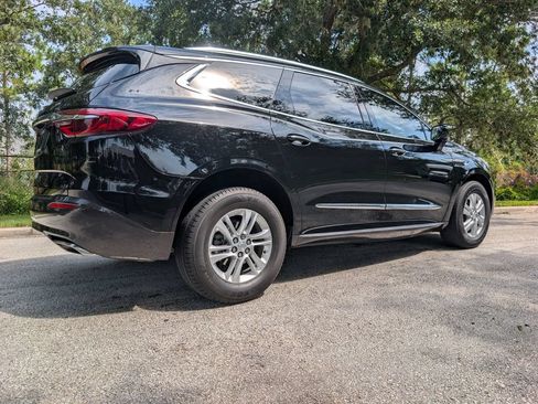 Used 2021 Buick Enclave Preferred FWD image 9