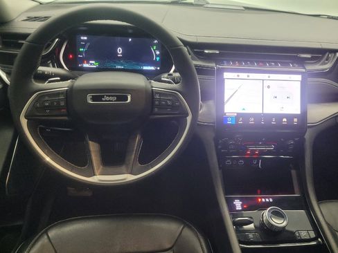 Used 2022 Jeep Grand Cherokee Limited 4xe image 22