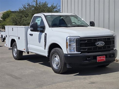 New 2025 Ford F250 XL w/ XL Driver Assist Package image 2