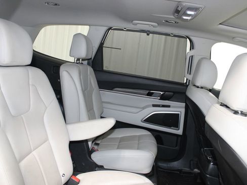 Used 2021 Kia Telluride EX w/ EX Premium Package AWD/4WD image 21