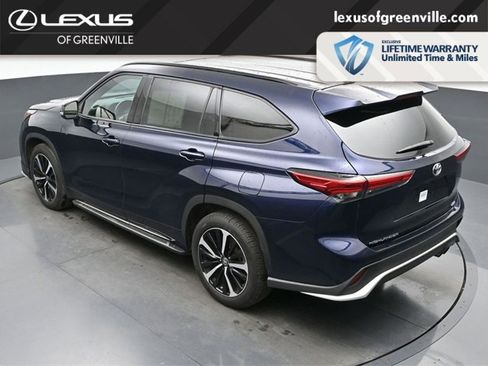Used 2022 Toyota Highlander XSE image 48