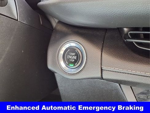 Used 2022 Buick Envision Avenir w/ Technology Package II image 15