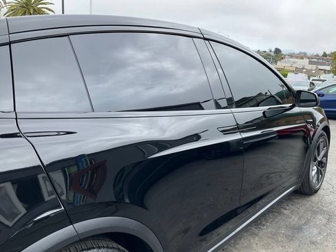 Used 2023 Tesla Model X AWD/4WD image 91