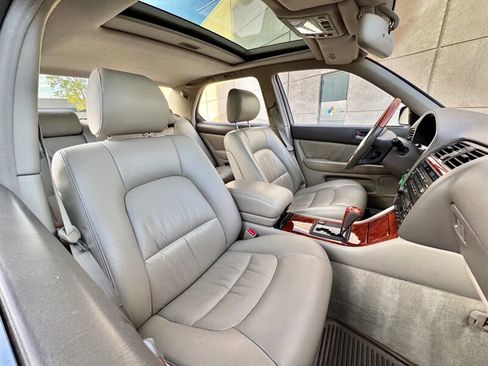 Used 2000 Lexus LS 400 RWD image 22